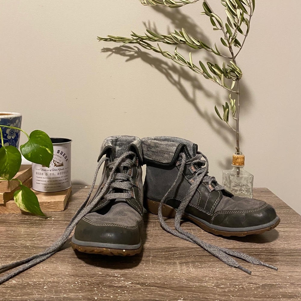 Chaco Barbary Boots